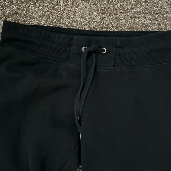 LAST CALL! Tommy Hilfiger sweatpants - Picture 3 of 4